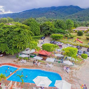 Jarabacoa River Club & Resort